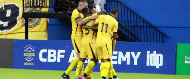 Barezão: Cirino estreia, marca e Amazonas vence Manaus, na Arena da Amazônia