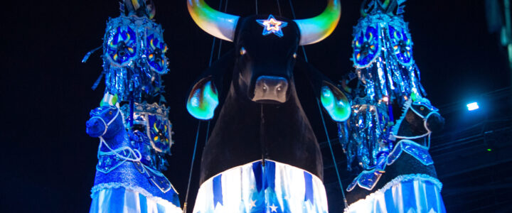 Exaltando as origens, Boi Caprichoso abre o Festival de Parintins 2026