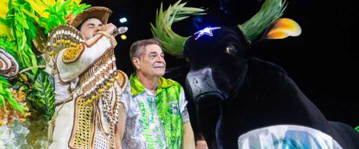 Boi Caprichoso exalta a Amazônia na segunda noite do Festival de Parintins